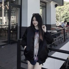 Khánh Ngọc đáng juu