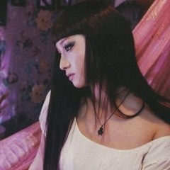❦