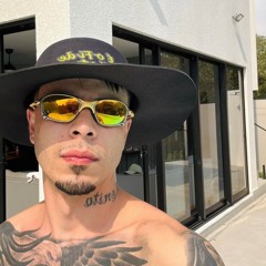 MC Tuto