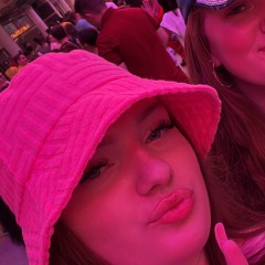 emmeeeeezyy🧞‍♀️°❀⋆.ೃ࿔*:･