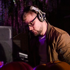 DJ_AdamCartwright