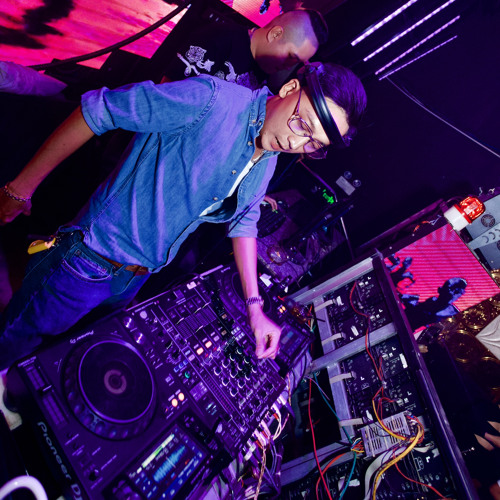 Jimmii Nguyen - Vinh Biet Mau Xanh 2016 (Full Vocal) - Chicks Remix