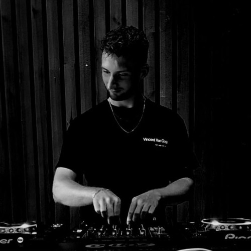 Ruben Van Den Berg - Techno Set