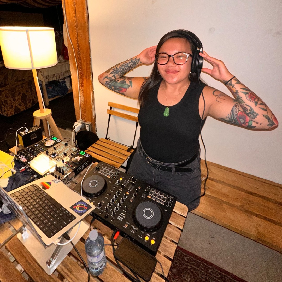Stream DJ Lil G music | Listen to songs, albums, playlists for