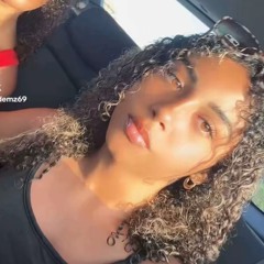 Demi Randall