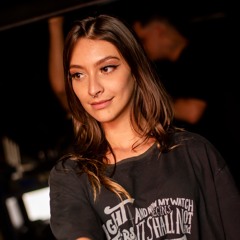 Vitória Bitencourt