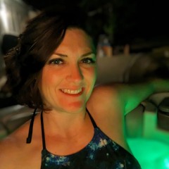 Apalonia Corinne