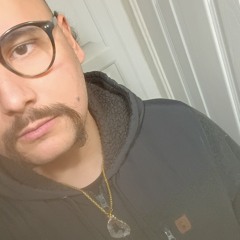 kiss me if you miss me