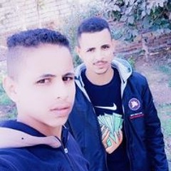 حكيم حكيم