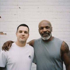 на кармане полоса