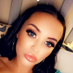 Chloemackie1x