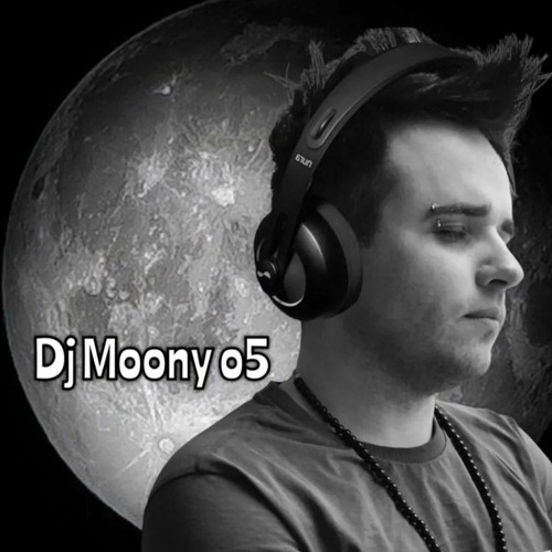 Dj Moony 05 - U Rrite U Poqe (Remix 2022)