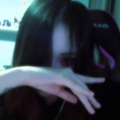 tiltedneremooore
