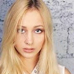 Chloe Johnston
