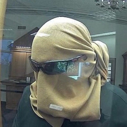 SnapInsta.io - IVYSON - Girassol (MixTape Poemas para Quem Chora) (128 kbps).mp3