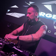 Jorge B