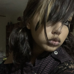 laraemogrl