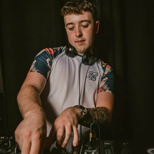 Stream Ollie T music Listen to songs, albums, playlists for free on