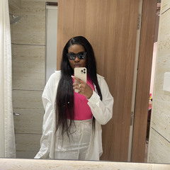 Shey.Shayna