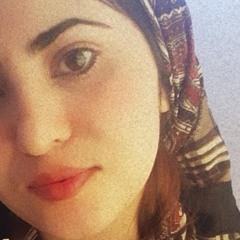 layla  Komar