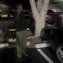 SwissDaVirgin (@fuxkswissj)