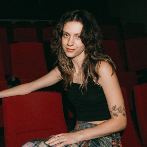 Lily B