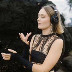 Selina Naomi | Shamanic Dance Journeys