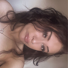 x•courtney_hawley•x