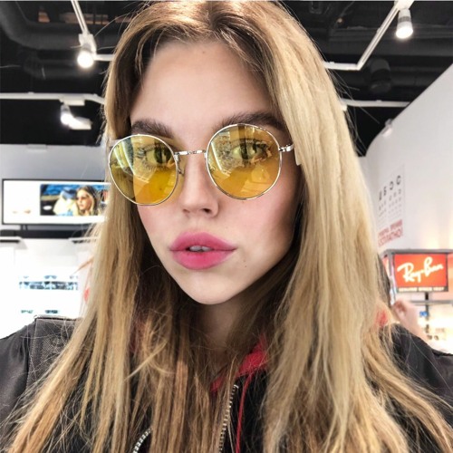 Olivia Star’s avatar