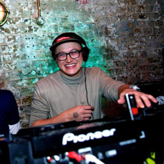 DJ TIPZ