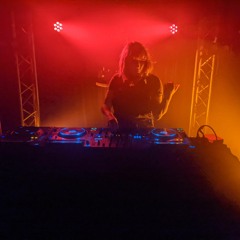 Hellisha Sauvage - DJ set Simplicity (@ Simple Complex, nipaluna/Hobart, Tasmania) - 07/04/2023