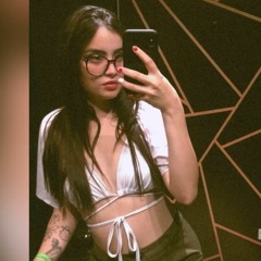 Hyasmym Oliveira