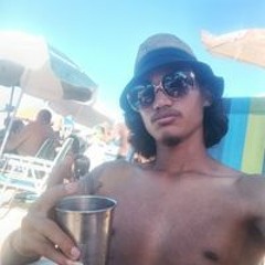 Max Evangelista