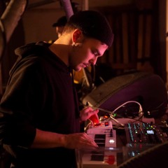 nohub (live)