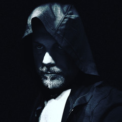 Chris van Dark