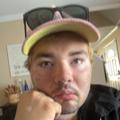 Robbie Van Tine