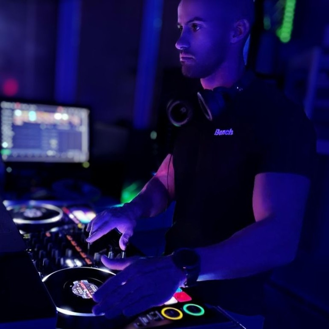 Stream DJ Rey music | Listen to songs, albums, playlists for free on ...