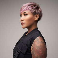 Evie Marheni - DJ EVIE