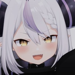 Đức đẹp trai bị té ghế