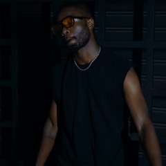 𝑷𝒉𝒊𝒍 L’HOMM€ en Noir