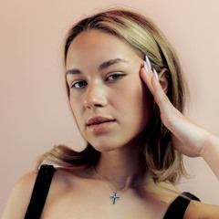OLIVE ANGUZ