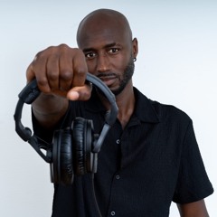 DJ DaVeiga