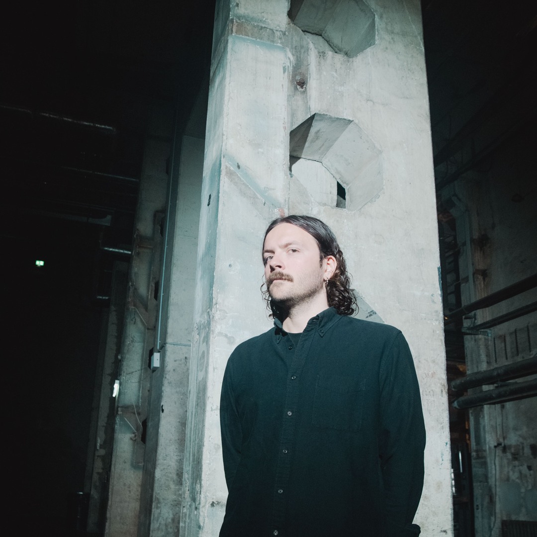 Stream UFO95 music | Listen to songs, albums, playlists for free