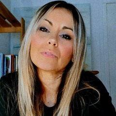 Joanna Coronado (Manager)