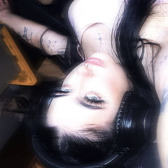 ⋆༺𓆩☠𓆪༻⋆