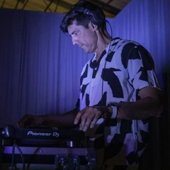 DJ Gastón