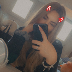 𝒮 𝒶 𝓇 𝒶 𝒽 ♛