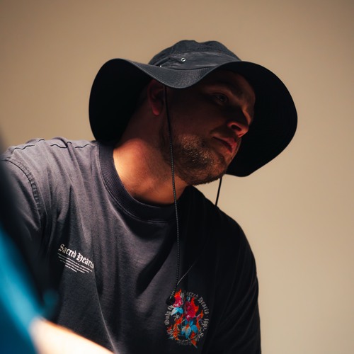 WOLFECAST 002