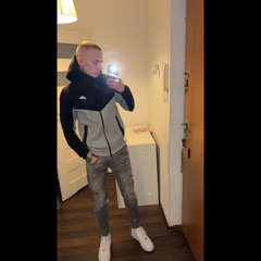 Maciek Maciek