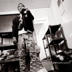 Milwaukee style | made on the Rapchat app (prod. by JaydaNOTwayda)